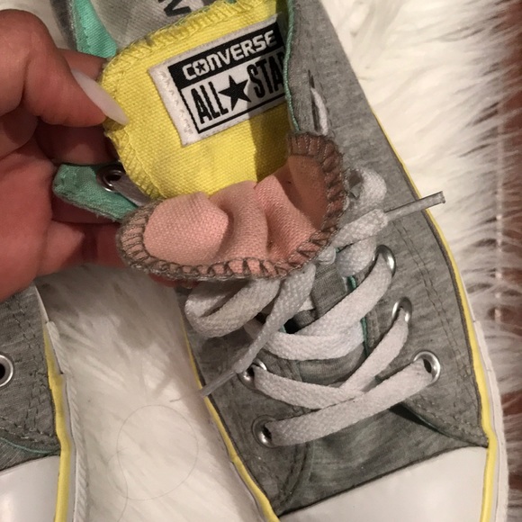 Unique gray Converse! - Picture 3 of 8